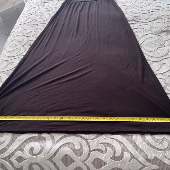 EUC - maxi skirt - Picture 3 of 8
